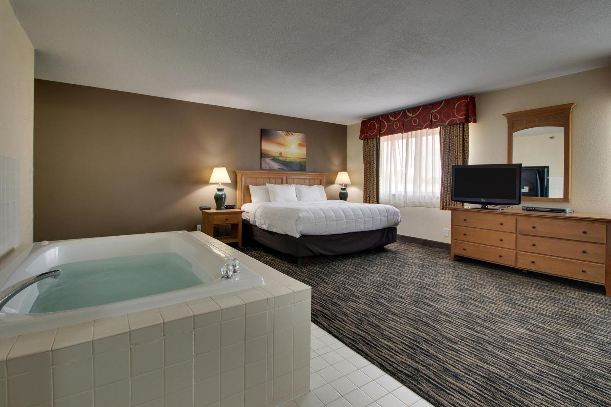 Everspring Inn & Suites Oskaloosa Ngoại thất bức ảnh