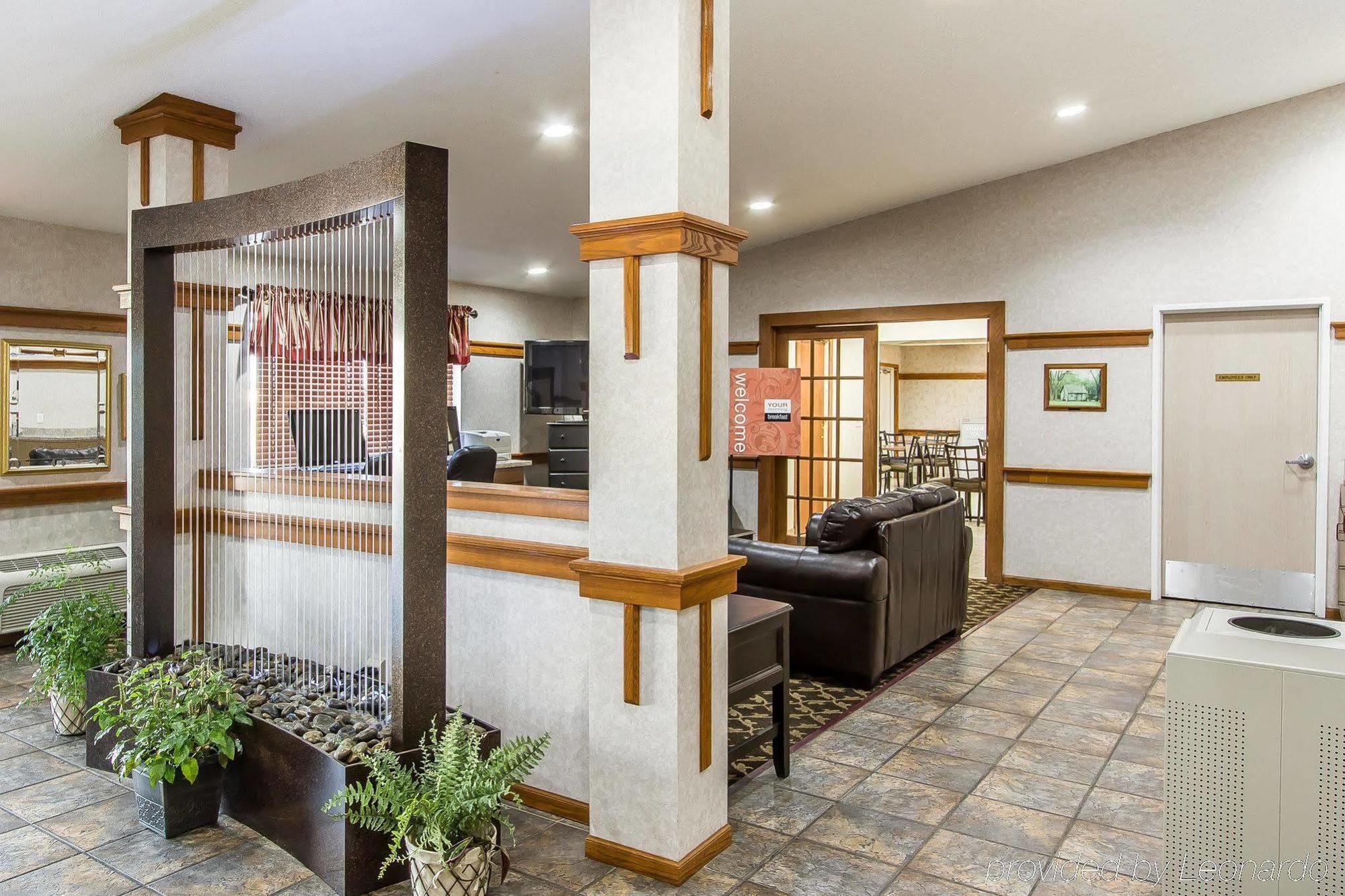 Everspring Inn & Suites Oskaloosa Ngoại thất bức ảnh